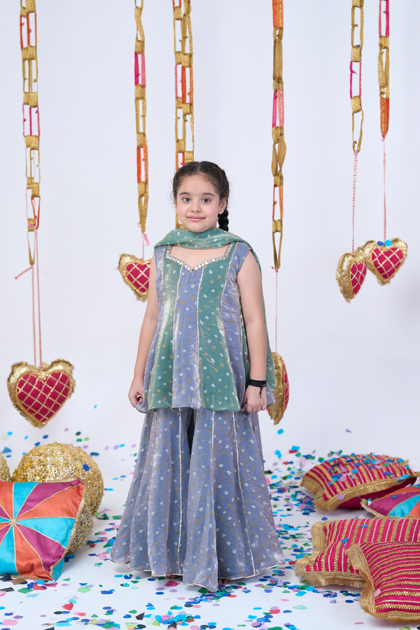 GREEN AND GREY BANDHANI SHARARA