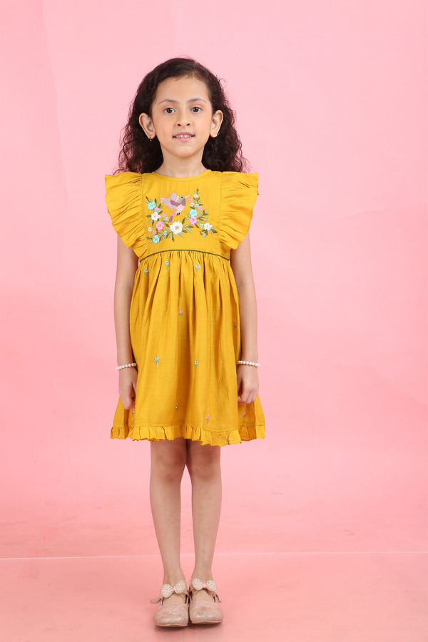 YELLOW DRESS WITH FLOWER EMBROIDERY