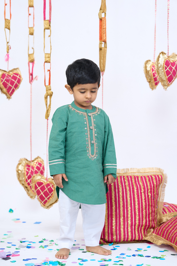 GREEN HANDOWRK KURTA SET  INTRICATE EMBROIDERY